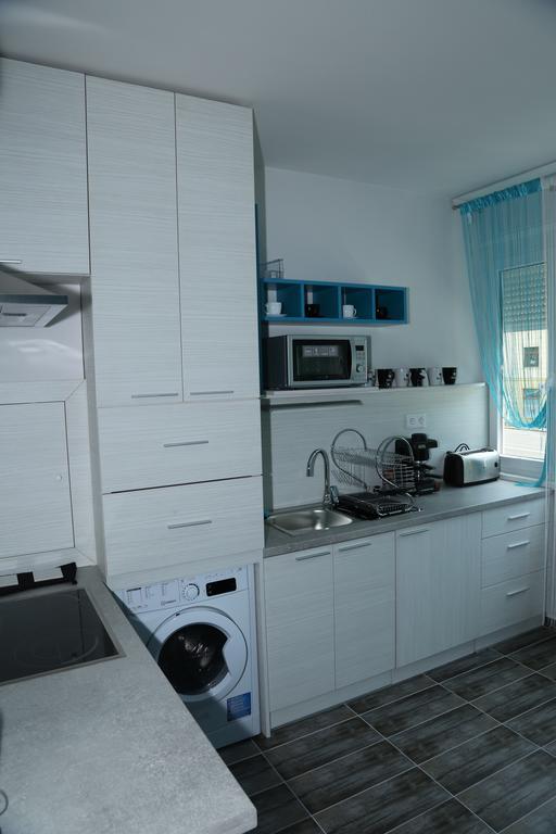 Szofi Apartman Хайдусобосло Экстерьер фото
