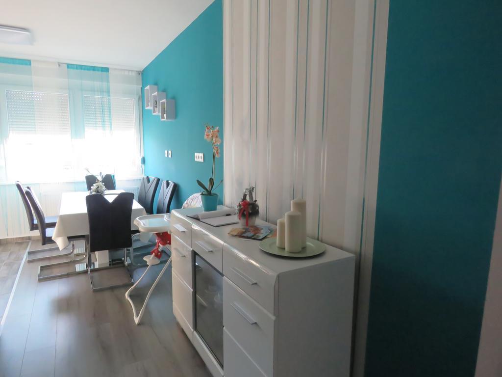Szofi Apartman Хайдусобосло Экстерьер фото